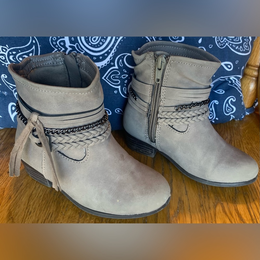 Toddler dress boots